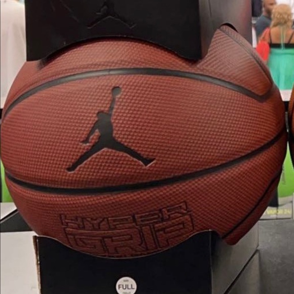 Jordan Basketball (brown) Size: Full - Picture 3 of 4